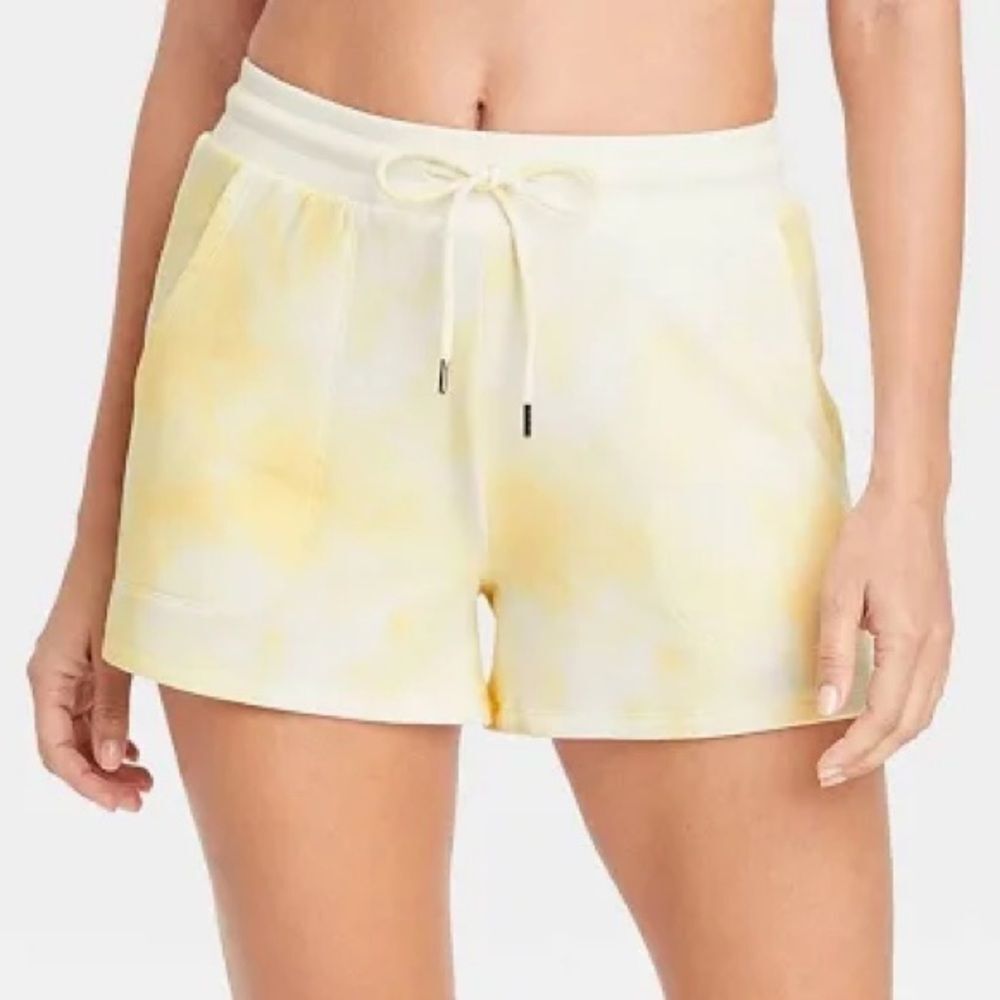 Stars Above Women’s Yellow Tie-Dye Athletic Shorts Size XXL - Picture 1 of 10